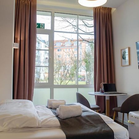 Homely Stay Studio 8 - Relaxed Self-Check-In Room In Munich Munique Exterior foto