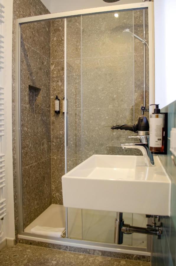 Homely Stay Studio 8 - Relaxed Self-Check-In Room In Munich Munique Exterior foto