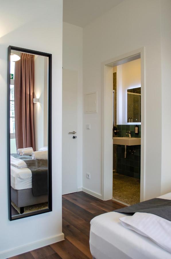 Homely Stay Studio 8 - Relaxed Self-Check-In Room In Munich Munique Exterior foto